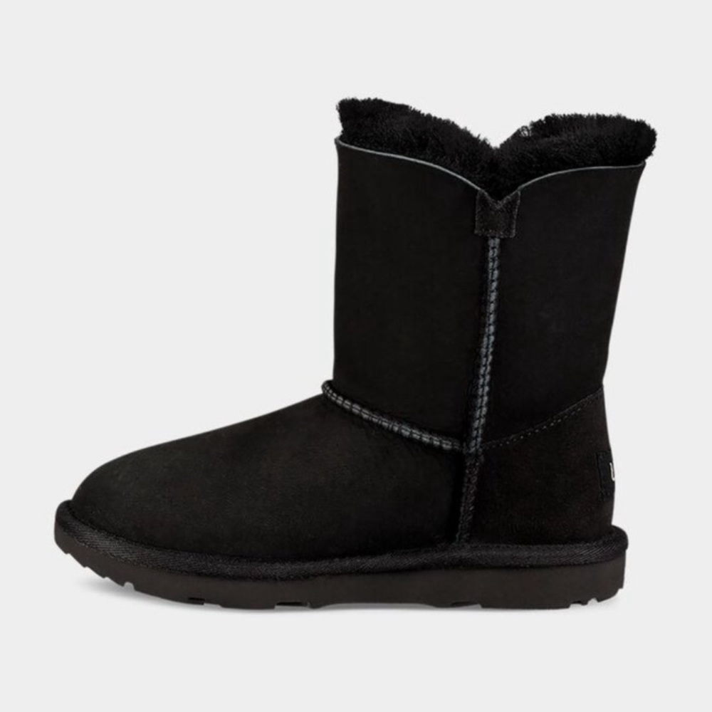NEW UGG Bailey Button Classic Sheepskin Boots Black Kids 6 Womens 7.5-8 NIB